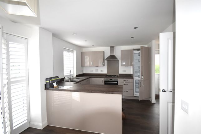 Wodehouse Close, Emsworth photo 4
