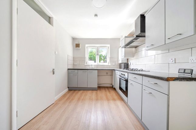 29, Liardet Street, London photo 4
