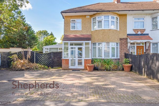 End terrace house for sale in Admirals Walk, Hoddesdon