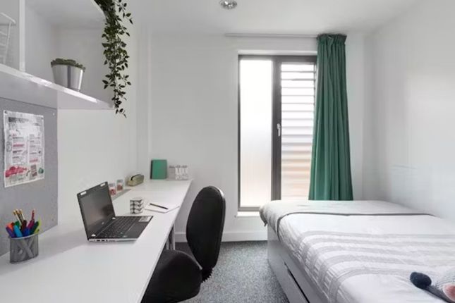 Thumbnail Flat to rent in Students - Host Student Apartments, 561A Bristol Road, Birmingham