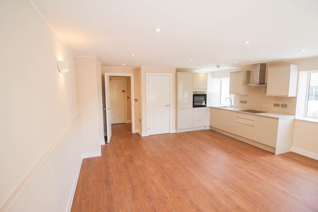 Flat 7, Park View Apartments, Ellenborough Park South, Weston-super-Mare photo 4