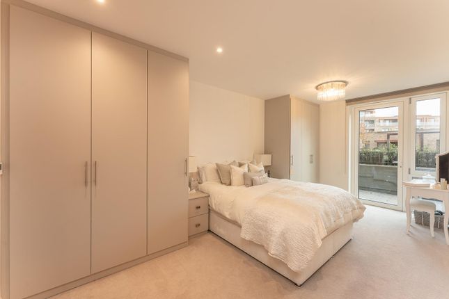Flat for sale in Wrest House, Millbrook Park