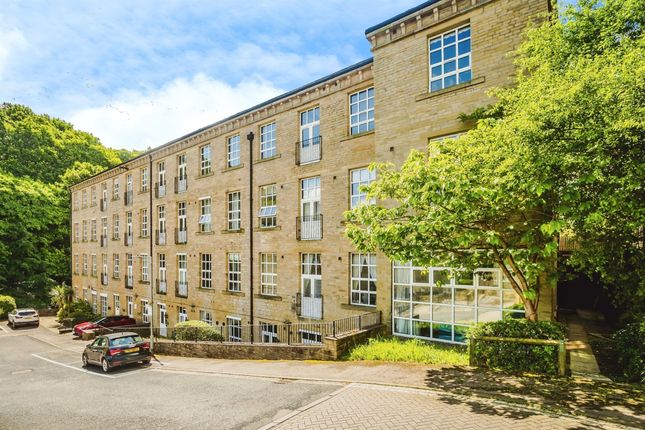 Thumbnail Flat for sale in Stepping Stones, Ripponden, Sowerby Bridge