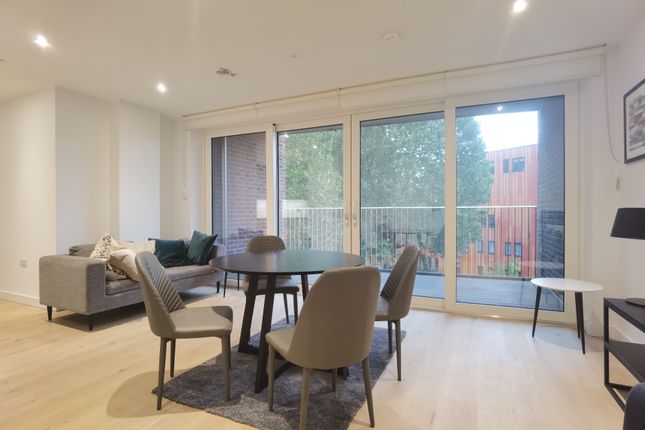 Thumbnail Flat to rent in Tarling House, London