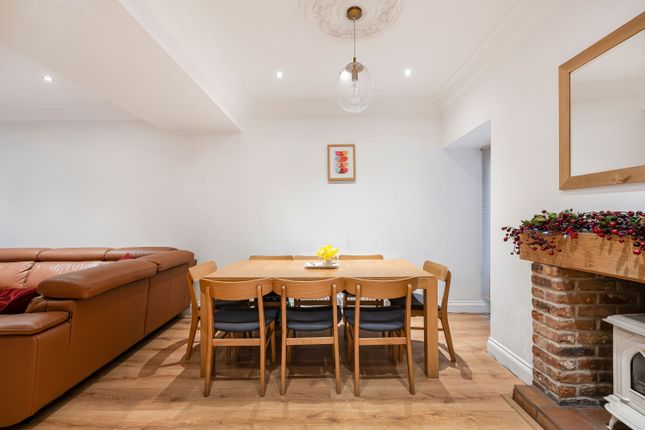 3-bed house on 10, Charles Street, Petersfield, £500,000