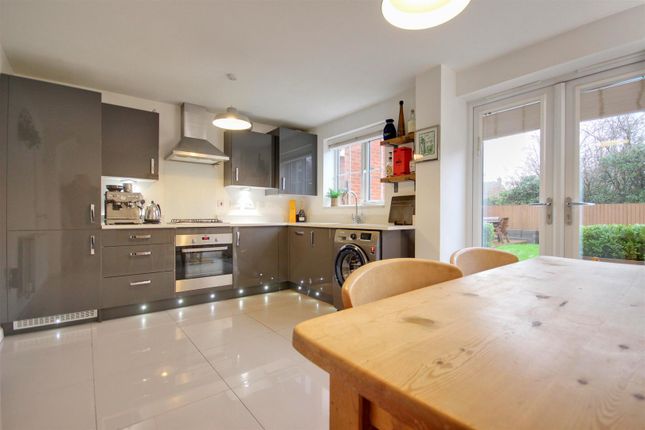 30, Dunnock Drive, Beverley photo 3
