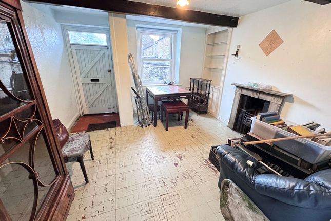 3 Cote Lane, High Peak photo 4