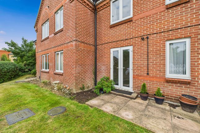 Flat 3, Sarisbury Gate, Southampton photo 2