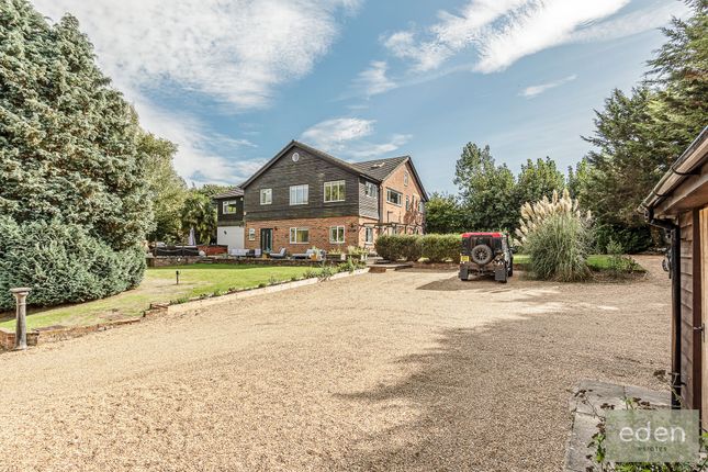 Thumbnail Detached house for sale in Easterfields, East Malling