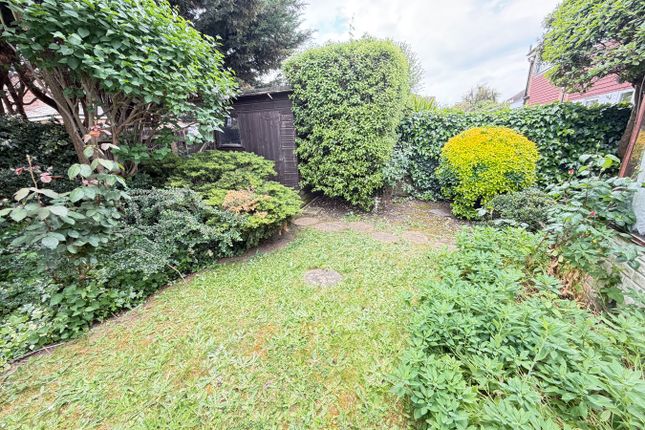 23, Conway Drive, Ashford photo 2