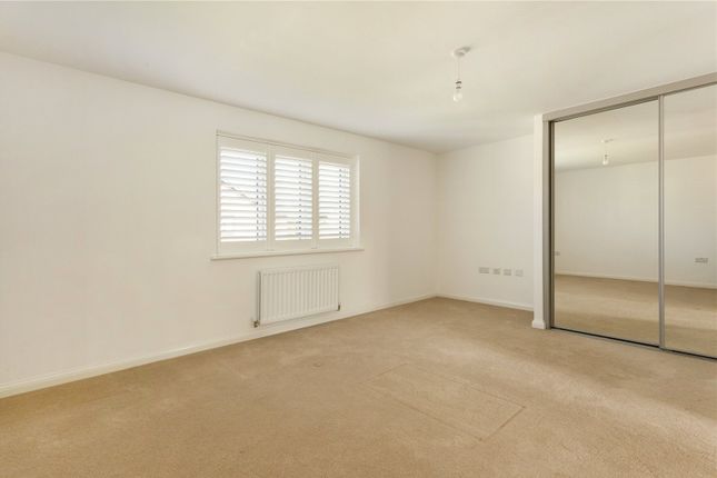 1, Flora Close, Gloucestershire photo 4