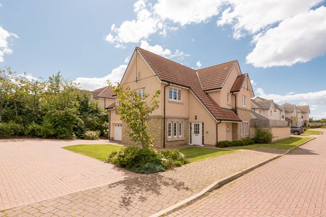 Thumbnail Detached house for sale in 17 Moffat Place, North Berwick