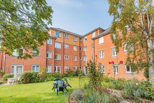 Thumbnail Flat to rent in Britannia Road, Spencer Court
