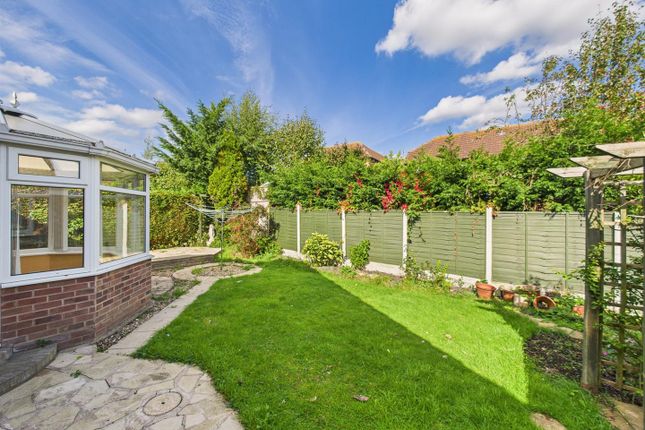 9, Meadow Close, Lincoln photo 4