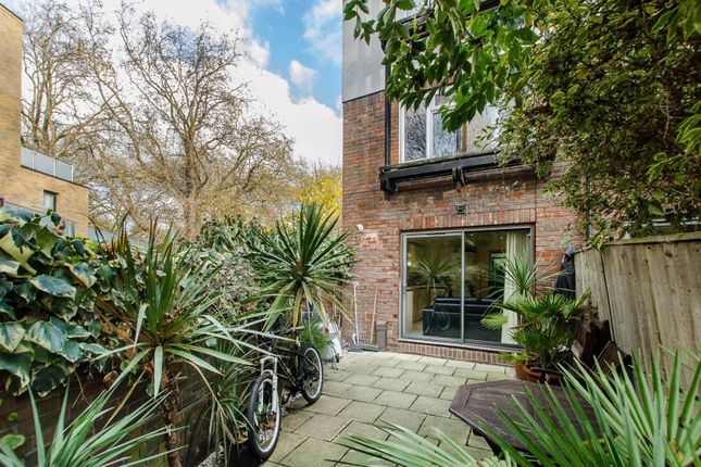 Thumbnail End terrace house to rent in Frankland Close, Bermondsey, London