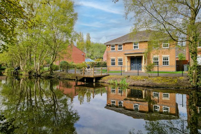 Thumbnail Detached house for sale in Curlew Drive, Brownhills, Walsall