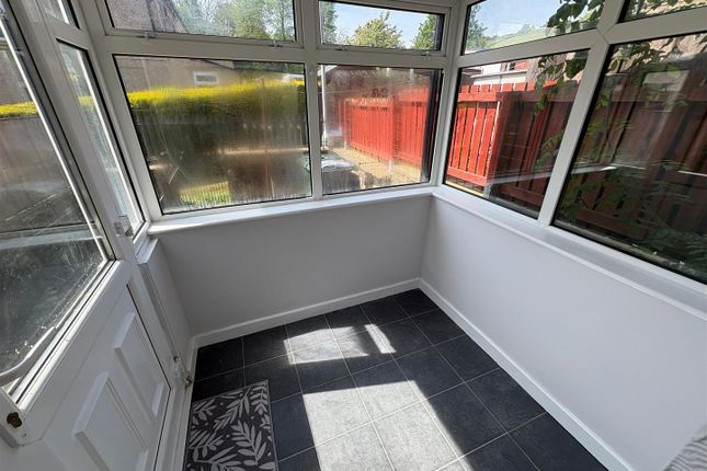 7, Wensley Bank West, Bradford photo 4
