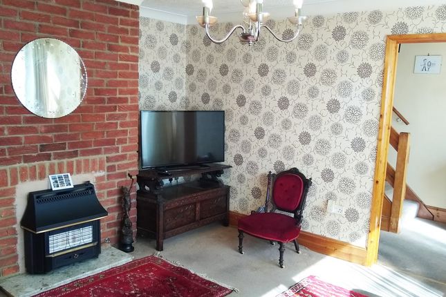 25, The Chilterns, Dunstable photo 4