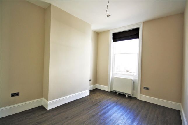 Flat 8, North West House, 45 West Street, Brighton photo 4