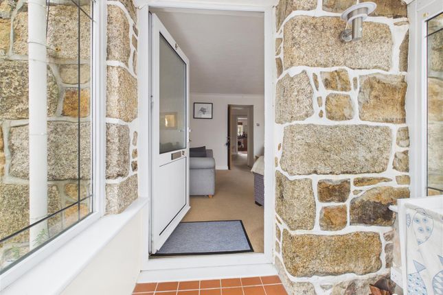 27, Trelissick Road, Hayle photo 2