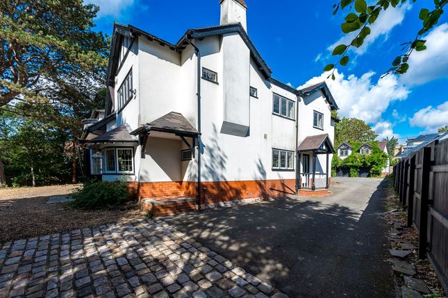 91 Bankhall Lane, Altrincham photo 4