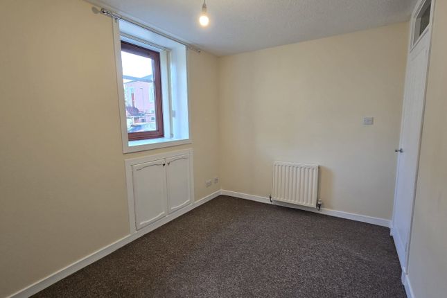 2b, Ochil Street, Tillicoultry photo 5