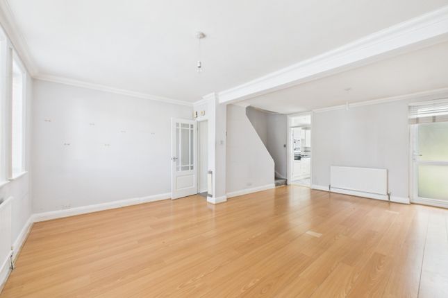 18A Addington Road, West Wickham, Kent photo 5