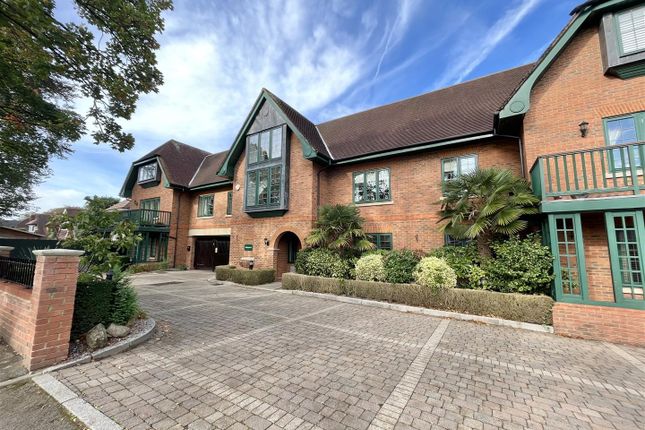 Thumbnail Flat for sale in Knutsford Road, Wilmslow