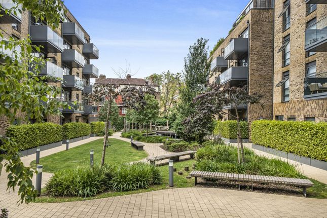 Flat for sale in Alwen Court, Pages Walk