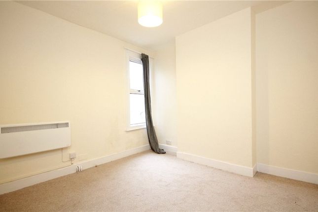Flat B, 189, South Ealing Road, Ealing photo 4