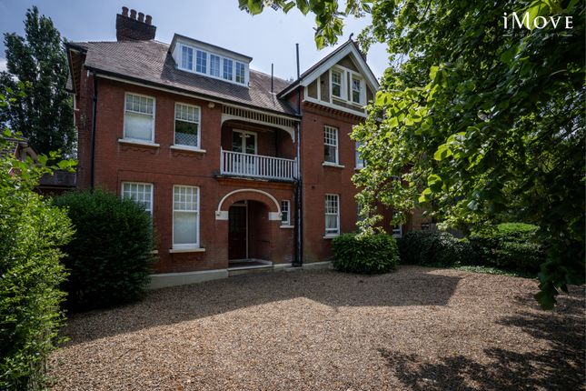 1-bed flat on Flat 6 Hastings Court 10,, Harold Road, London, £325,000
