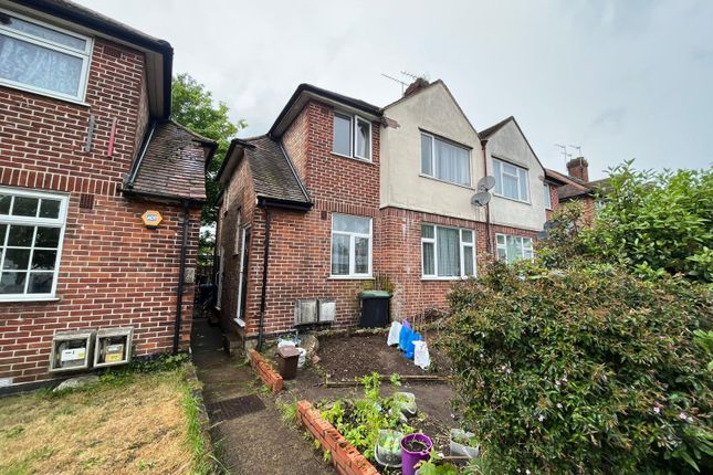 Thumbnail Maisonette for sale in Hertford Road, Enfield