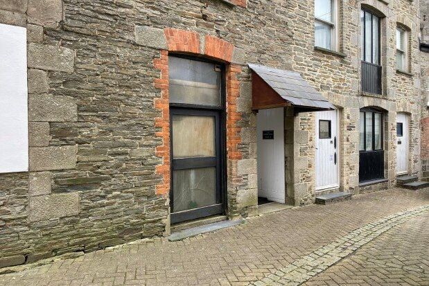 Thumbnail Flat to rent in 2 Market Place, St. Columb