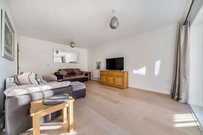 6 Kings Quarter,, London Road, Bracknell photo 3