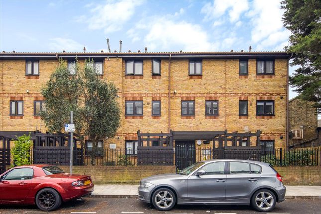 Thumbnail Flat to rent in Ashbee House, Portman Place, London