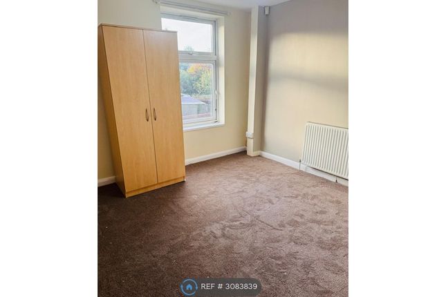 Flat, Birmingham photo 2