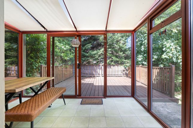 20 Findlay Drive, Guildford photo 4
