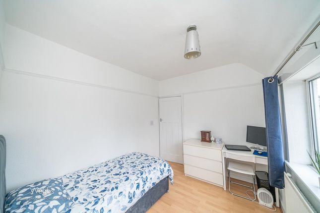 © Webbs Estate Agents © (65 Of 115).Jpg