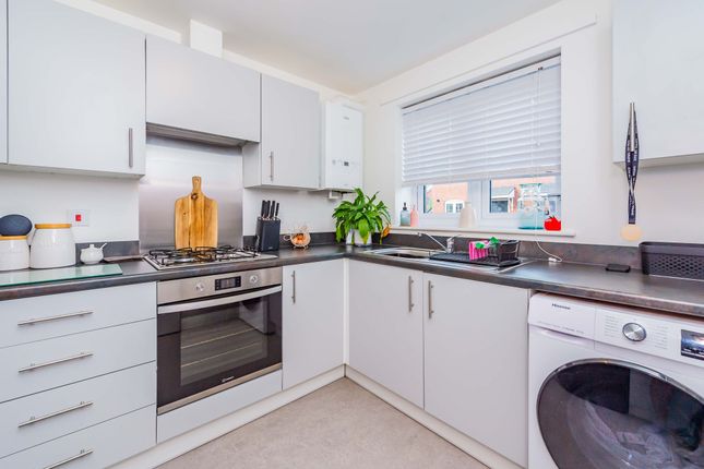 54 Chedwell Spring, Telford photo 2