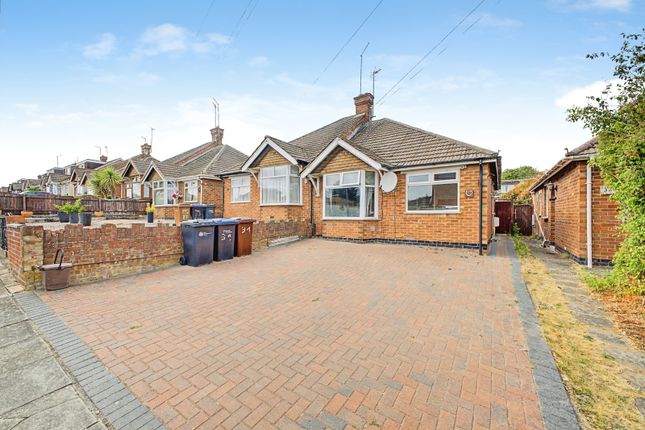 2-bed house on 31, Cameron Drive, Northampton, £180,000