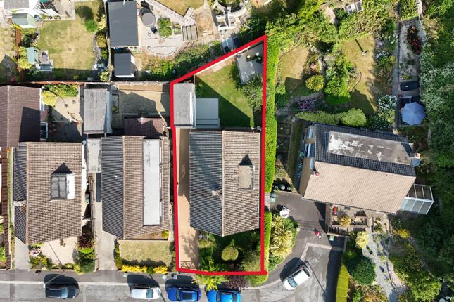 4, Hawthorn Park, Weston-super-Mare photo 2