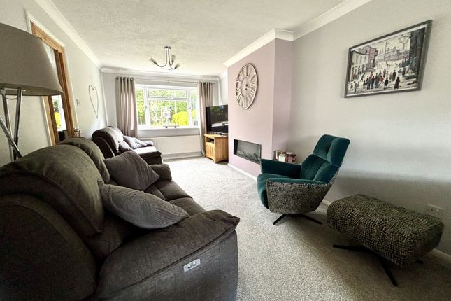 53, Runnymede Road, Somerset photo 4