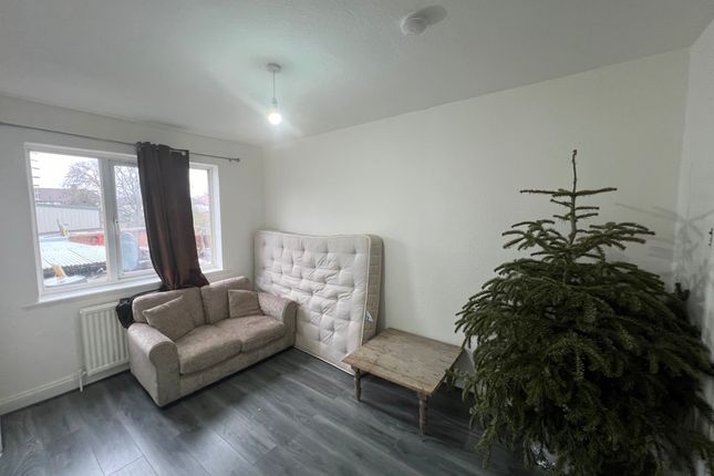 Thumbnail Flat to rent in Empire Parade, Great Cambridge Road, London
