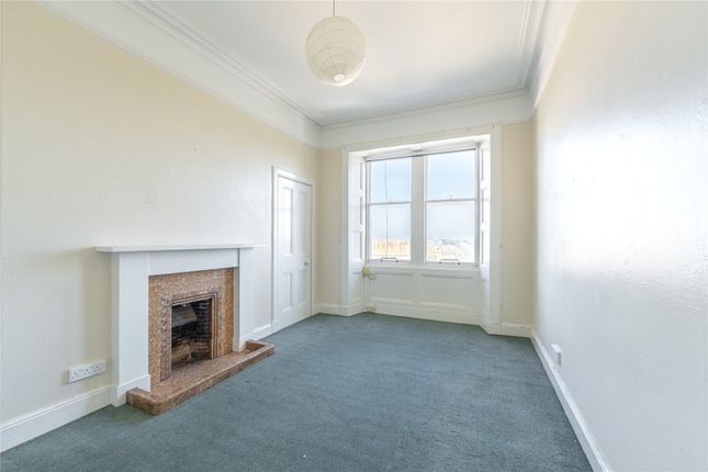 79(4F2), Bruntsfield Place, Edinburgh photo 2