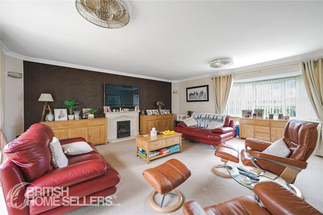 12, Woodford Gardens, Devon photo 3