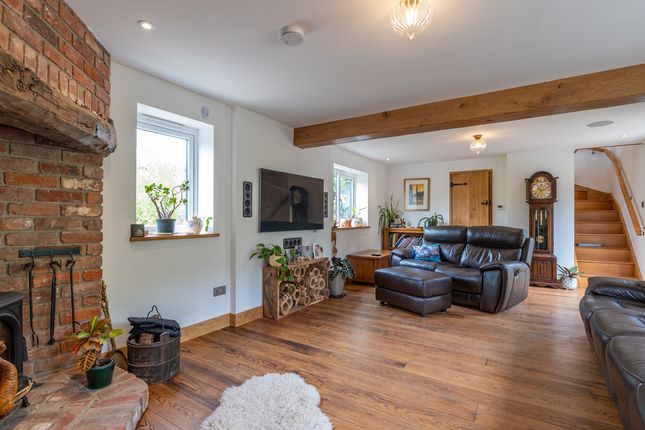 Red Hill Cottage, Bardy Lane, Upper Longdon photo 4