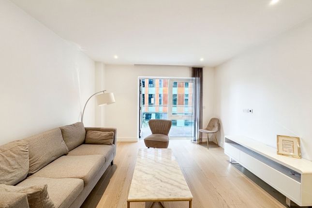 157 Faulkner House Tierney Lane, London photo 4