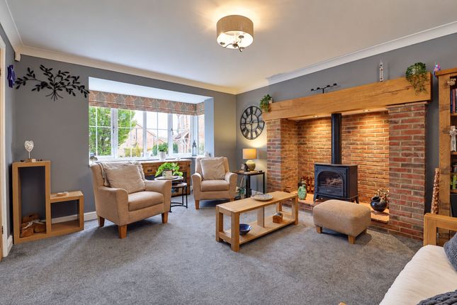 8 Bayleaf Lane, Barton-Upon-Humber photo 2