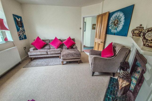 1, Broadwell Terrace, Dursley photo 4