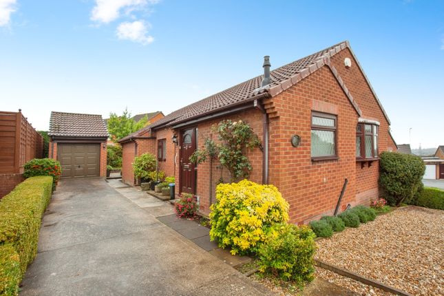 4, Deanhead Drive, Sheffield photo 3